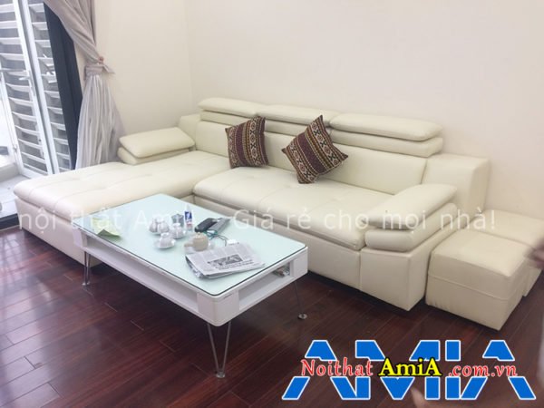 Sofa phòng khách được thiết kế dạng chữ L