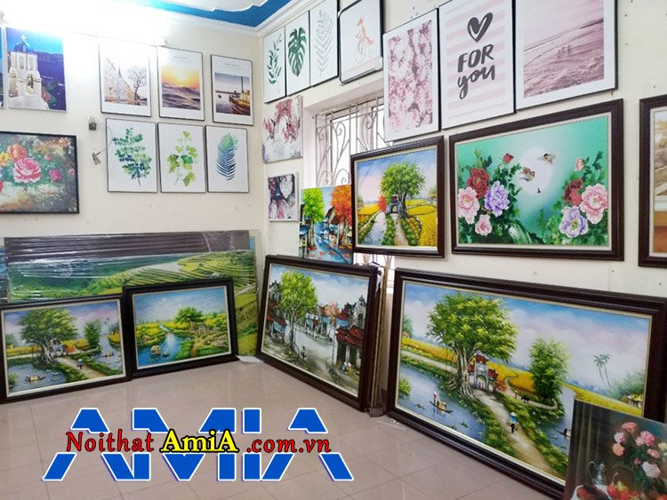 Hình ảnh showroom bán tranh treo tường đẹp