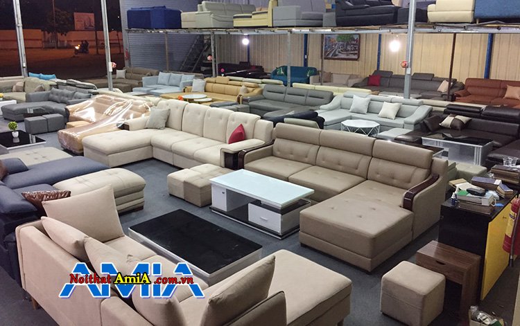 Hình ảnh cửa hàng bán các loại sofa