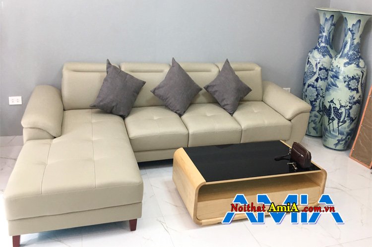 Mẫu sofa da màu trắng, sang trẻ trung